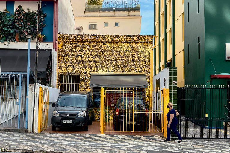 O amarelo, como escreve Joelmir Tavares, já foi usado e reciclado como símbolo em diferentes contextos da política nacional, ora associado ao establishment, ora à contestação...