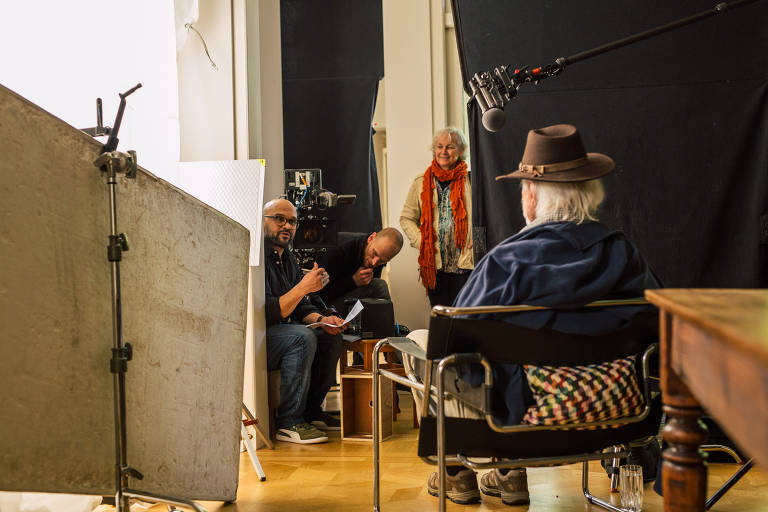 Cena do documentário "Dutch Angle: Fotografando Apocalypse Now"