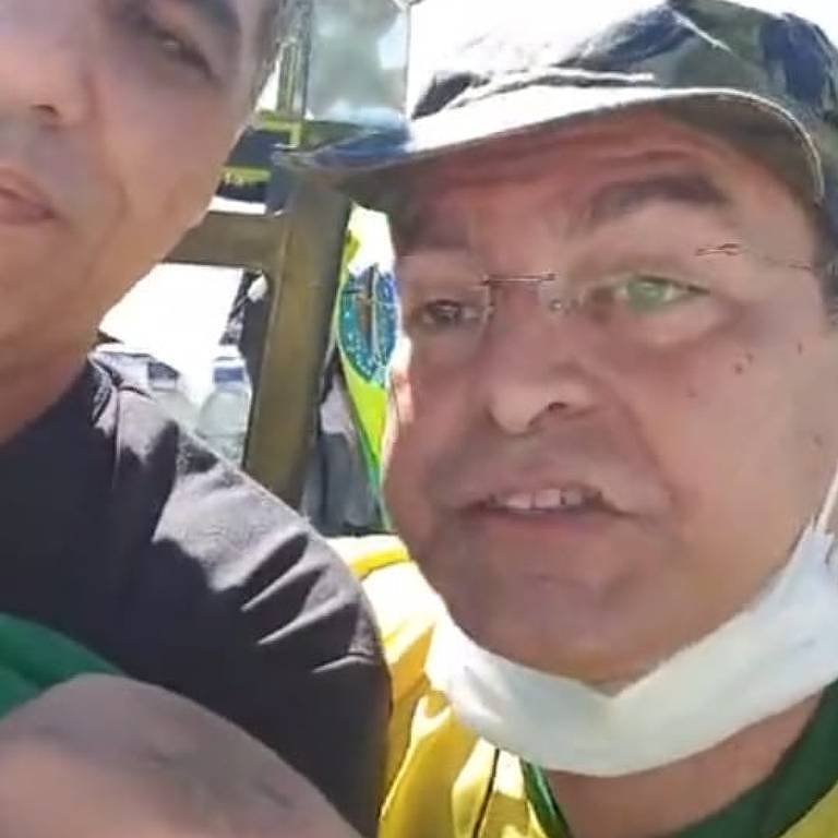 O servidor Allan Garcês, do Ministério da Saúde, atacando o STF em ato em apoio a Bolsonaro