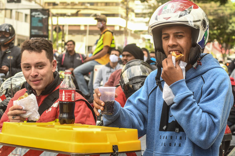 A manifestação uniu diversos grupos e recebeu o apoio de movimentos sociais e sociais