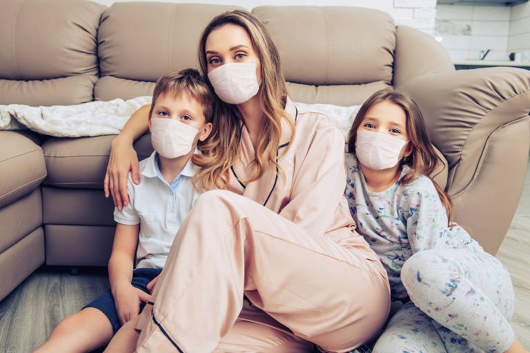 Pandemia do novo coronavírus mudou rotina das mães em casa