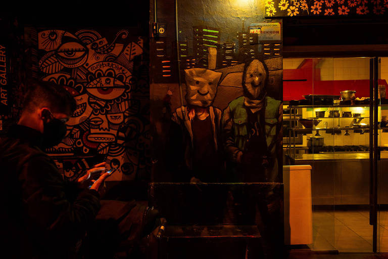 Graffiti em um comércio na Vila Madalena