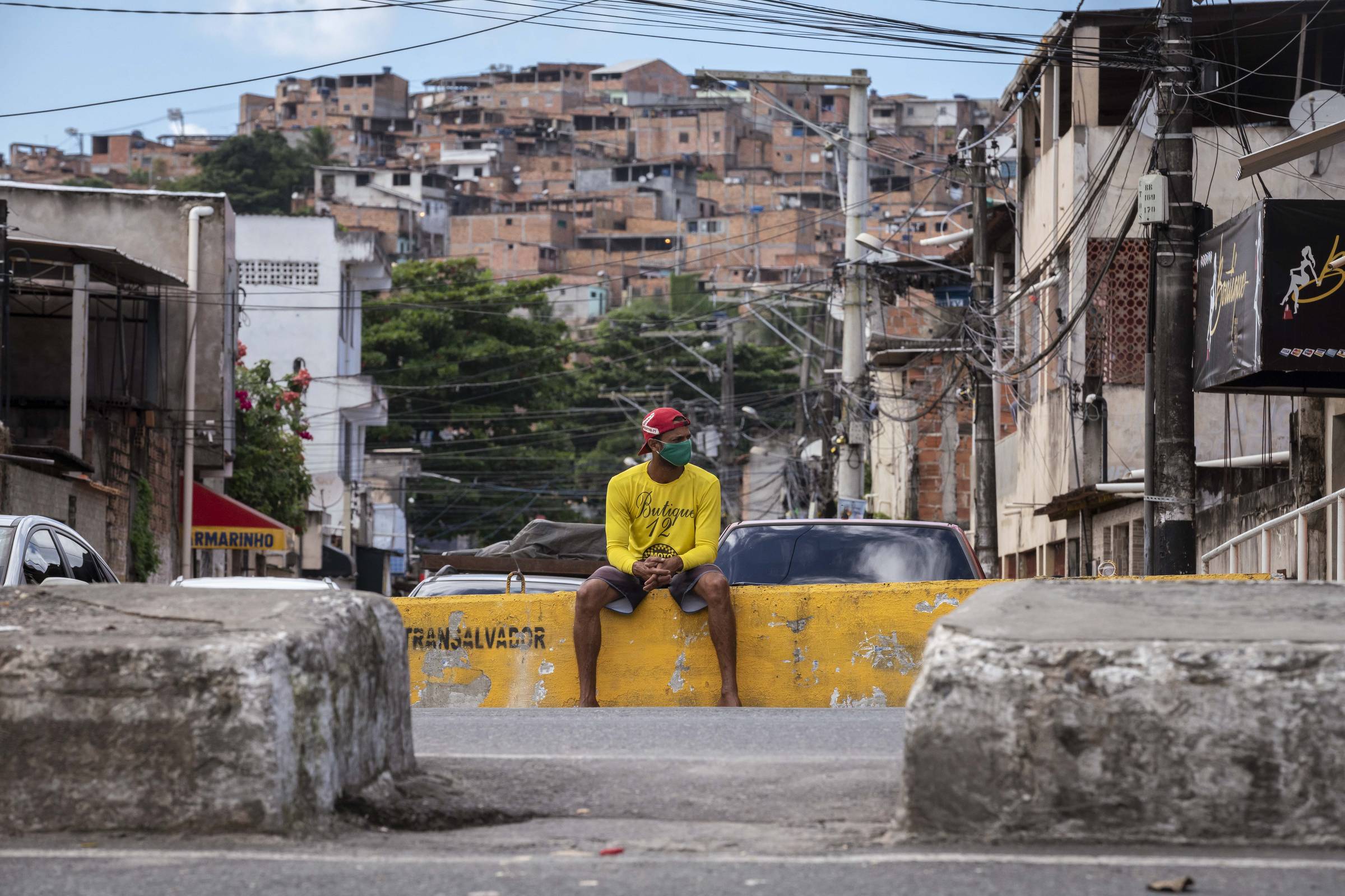 Casos de Covid-19 crescem 1.200% na periferia de Salvador