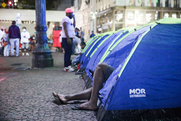 Protesto de moradores de rua contra a gestão Bruno Covas (PSDB)