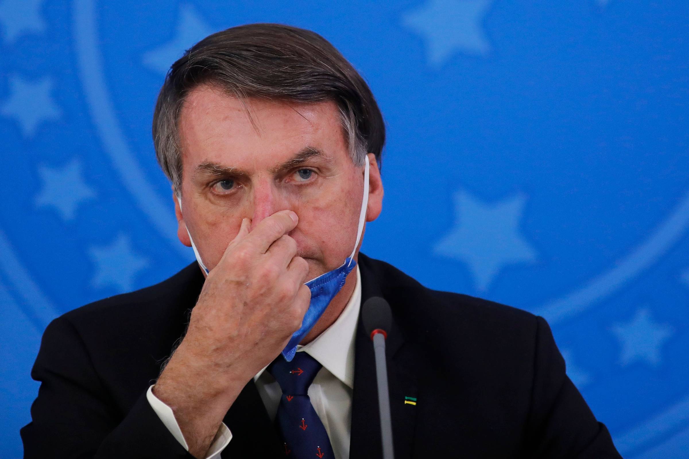 Desprezo à pandemia e omissão por vacina se somam a possíveis crimes de responsabilidade de Bolsonaro; saiba mais