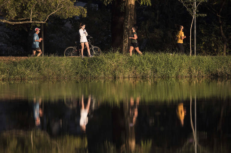 O Ibirapuera já estava movimentado logo de manhã cedo.