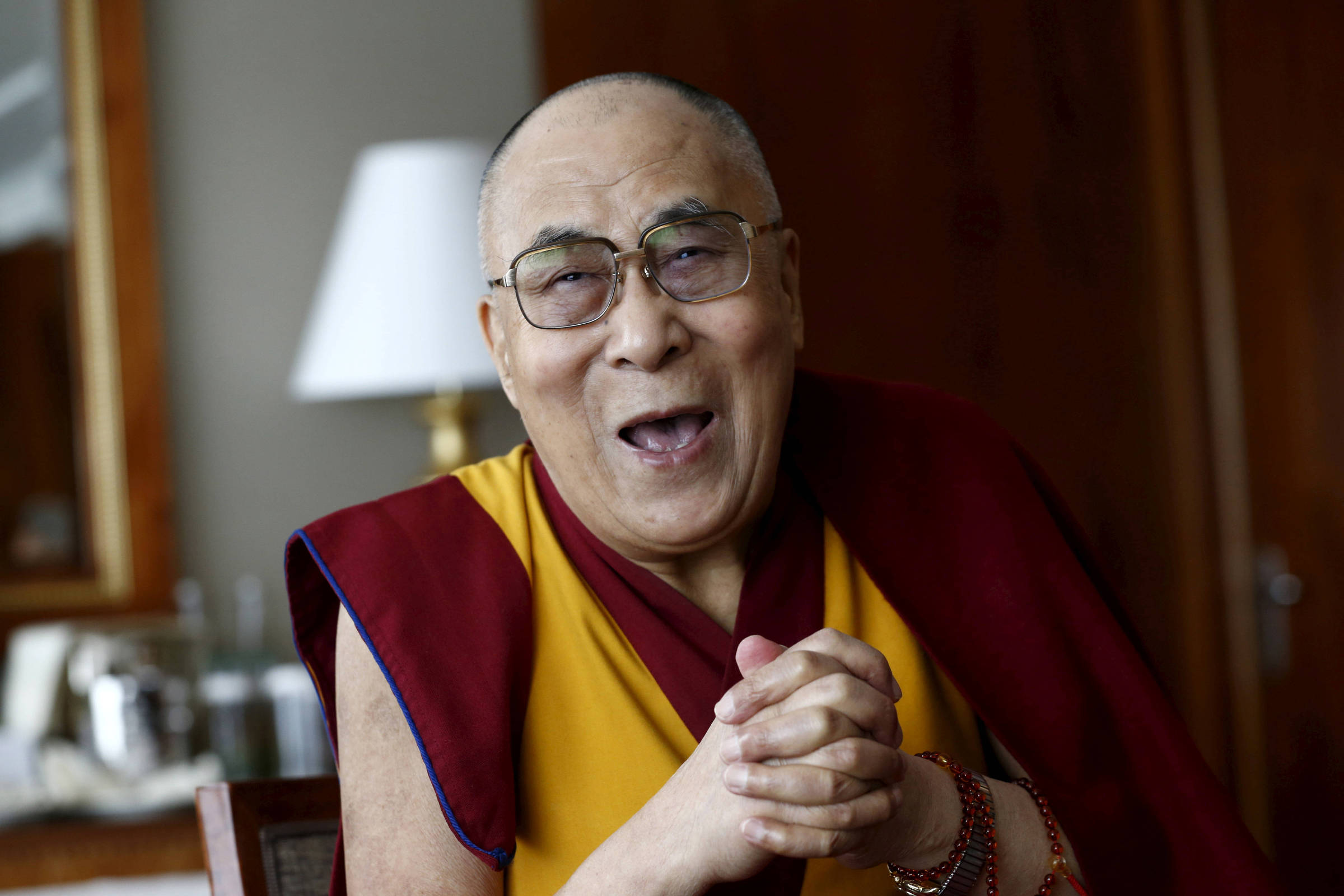 Os amigos antigos vão-se, novos amigos Dalai Lama - Pensador