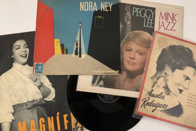 LPs de Elizeth Cardoso, Nora Ney, Peggy Lee e Amália Rodrigues e 78 r.p.m. de Virgínia Lane       