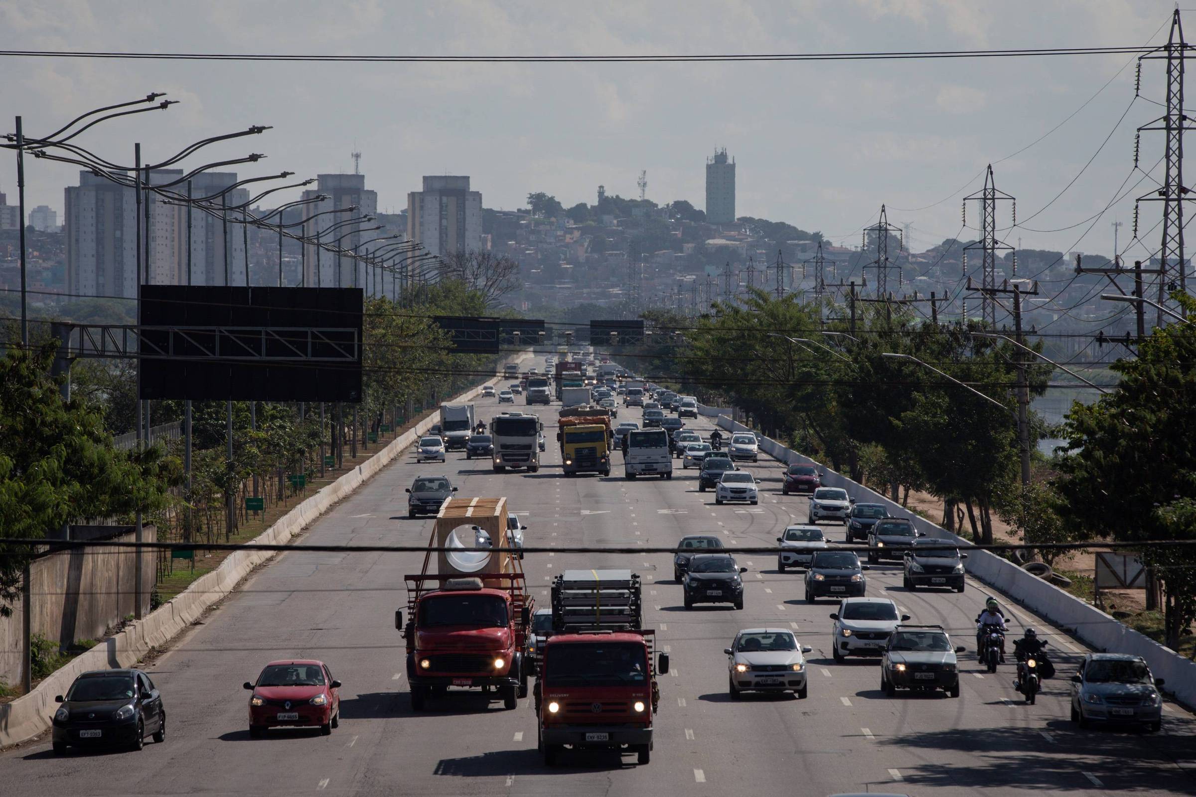 PGR dá parecer contrário a programa de João Doria de aumento de velocidade nas marginais