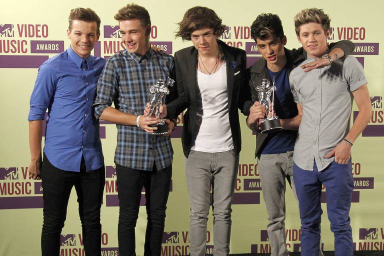 Boyband britânica One Direction no MTV Video Music Awards em 2012