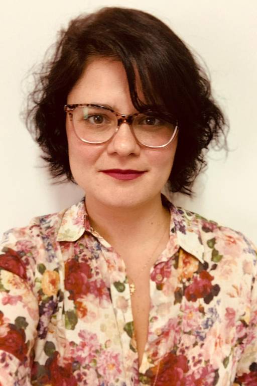 Cristiane Fairbanks, 38, doutoranda na PUC-SP, está gostando das aulas a distância. "As aulas têm sido muito boas porque são turmas menores, em média de 10 alunos"