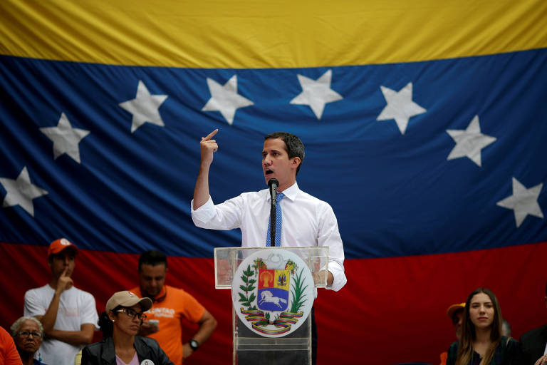O líder opositor da Venezuela, Juan Guaidó, durante evento com apoiadores em Caracas