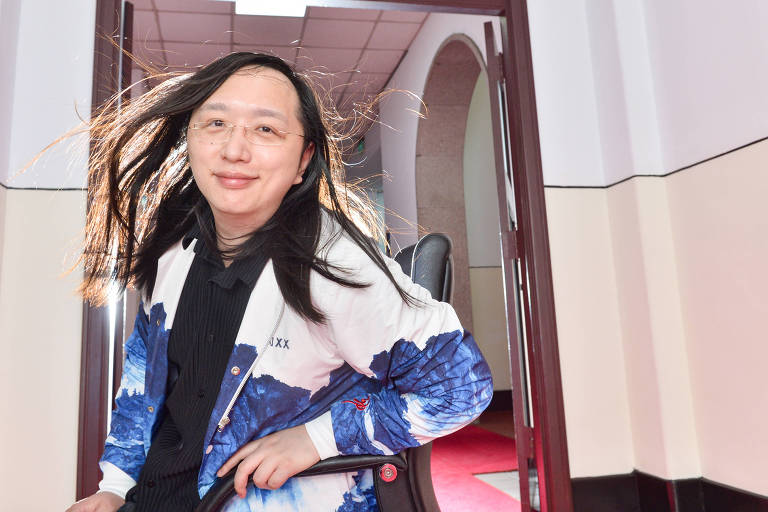 Audrey Tang, ministra digital de Taiwan; ela ajudou a comandar parte da estratégia bem-sucedida contra o coronavírus no país  