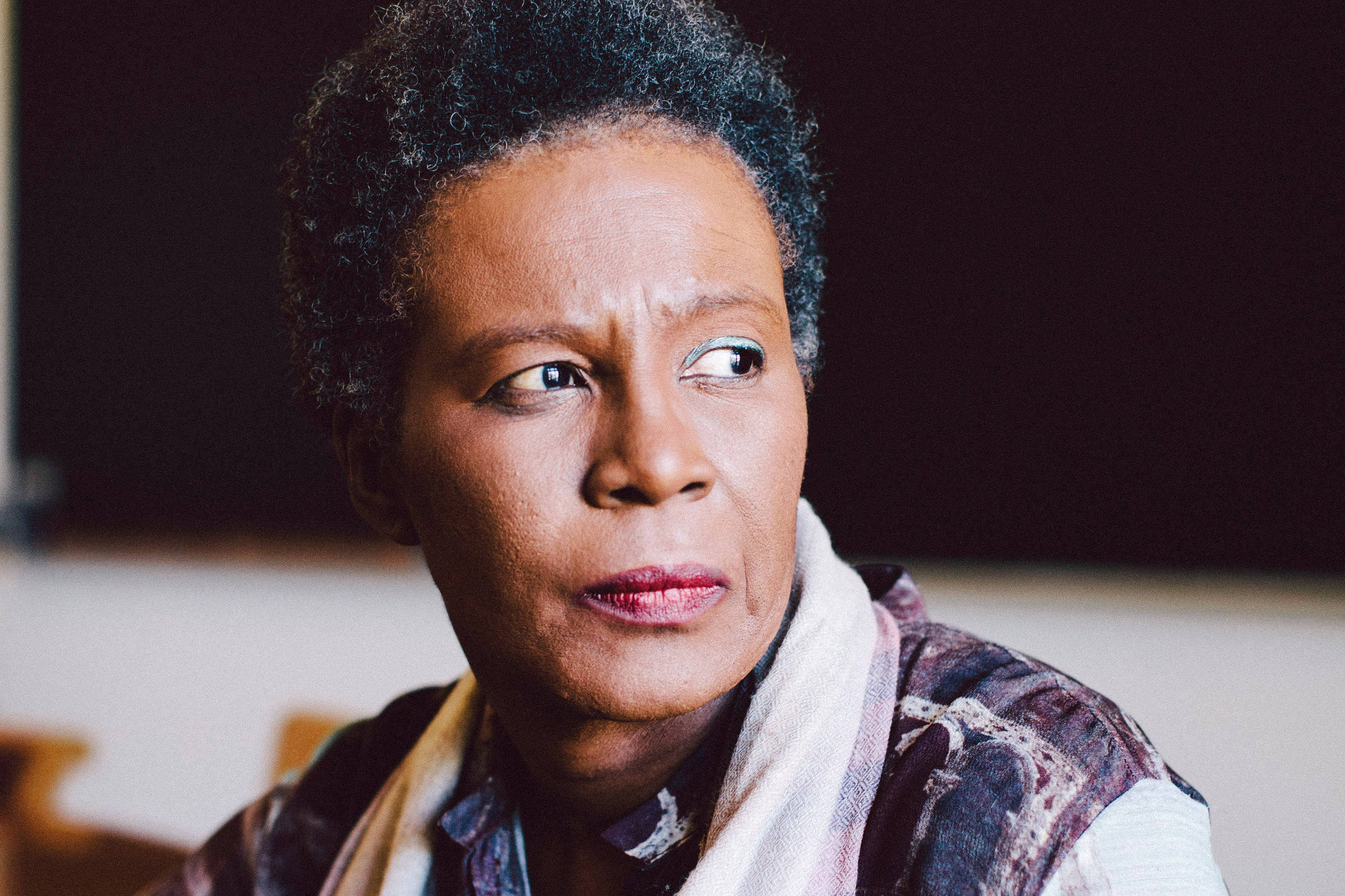 'Não Me Deixe Só' prenuncia reflexões de obra de Claudia Rankine