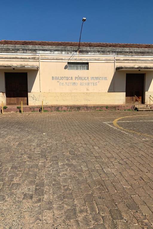 Prédio da estação ferroviária de Batatais abriga atividades culturais desenvolvidas pela prefeitura