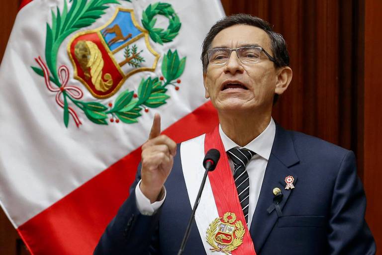 O presidente do Peru, Martin Vizcarra, discursa na comemoração do Dia Nacional do Peru, no fim de julho