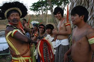 Indígenas arrecadaram alimentos pra levar para os paiter-suruí