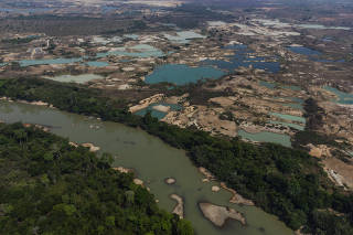 Vista aérea do rio Peixoto de Azevedo