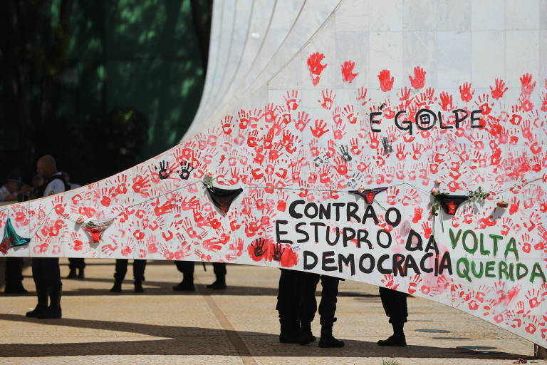 Após um ano, campanha #MeTooBrasil foi procurada por 151 vítimas de violência sexual