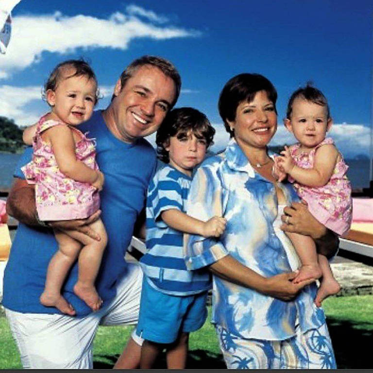 Gugu Liberato com Rose Miriam Di Matteo e os filhos João Augusto Liberato, Marina Liberato e Sofia Liberato