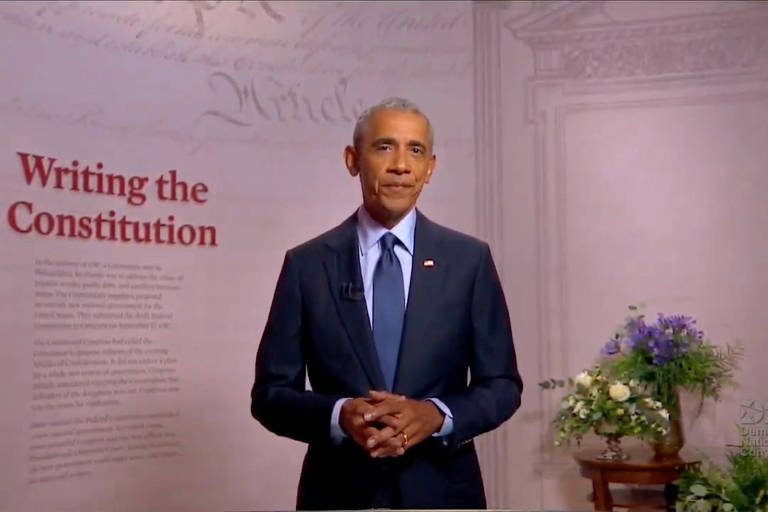 O ex-presidente Barack Obama discursa em convenção virtual do Partido Democrata