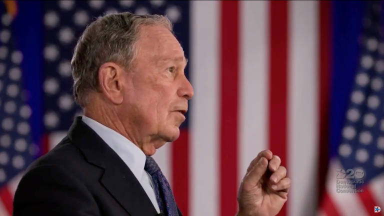 Michael Bloomberg, ex-prefeito de Nova York e ex-pré-candidato à eleição de 2020, disse que Trump falhou em liderar o país durante a crise da Covid-19