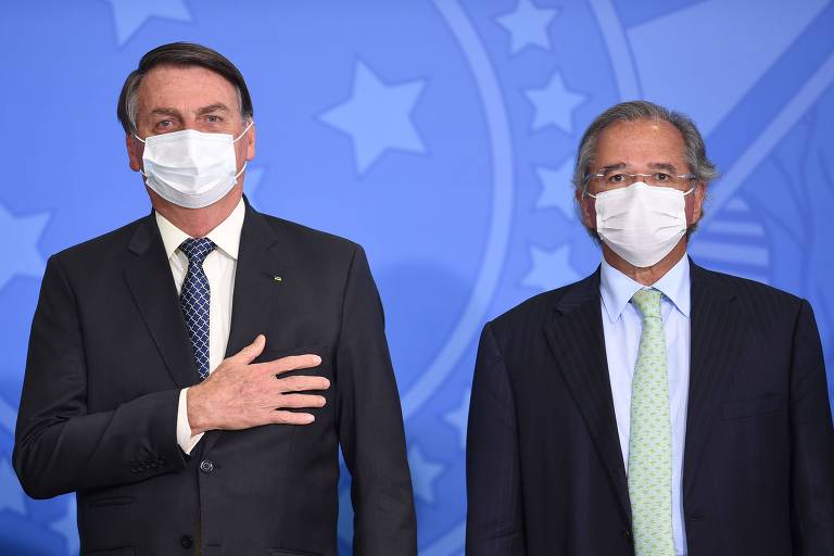 O presidente Jair Bolsonaro e o ministro Paulo Guedes (Economia) em Brasília, em agosto de 2020