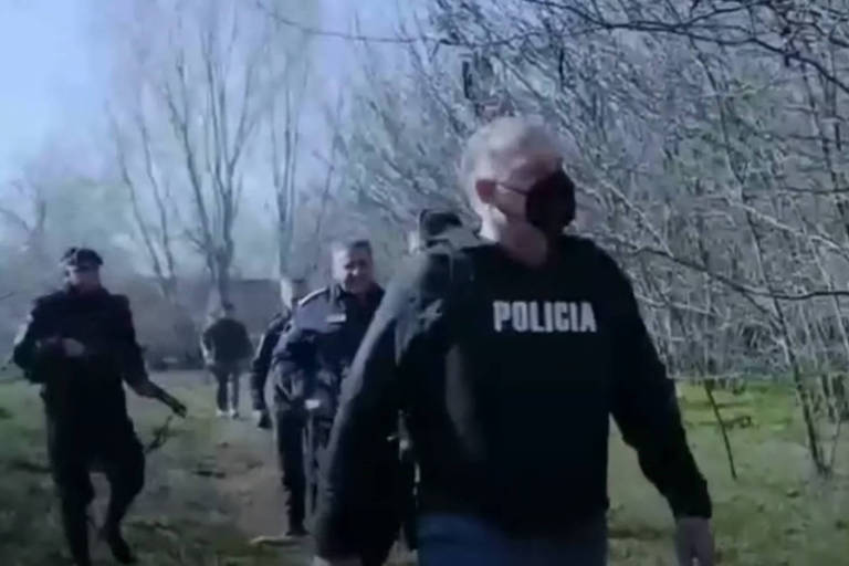 O ministro Sergio Berni em um dos vídeos de uma operação policial em Buenos Aires, em que aparece como protagonista