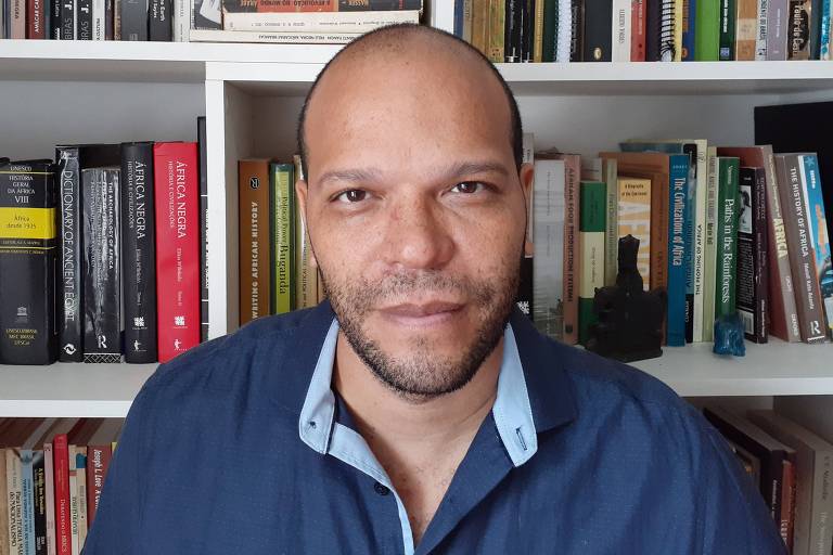 Compromisso com a descolonização marca história do pensamento africano, diz Muryatan Barbosa