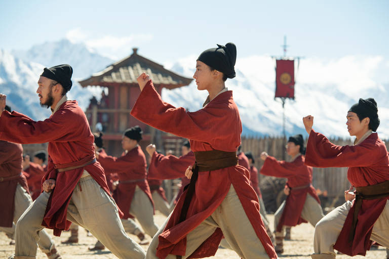 Confira fotos da nova versão de 'Mulan'