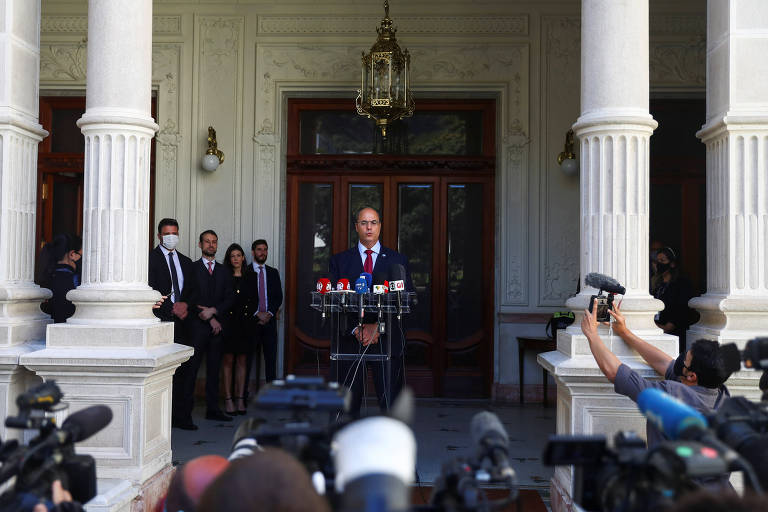 Wilson Witzel durante coletiva de imprensa no Palácio das Laranjeiras