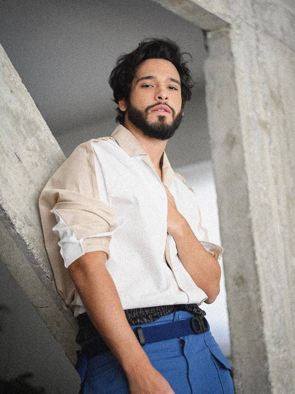 Bruno Fagundes confirma namoro com colega de elenco: 'Muito feliz' -  Famosos