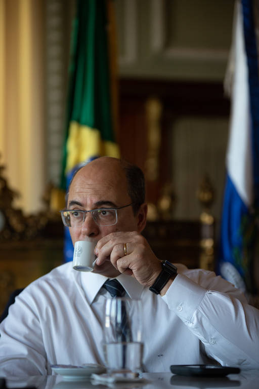 "O Rio não é para amador nem para profissional. Deve ser para um sujeito sobrenatural. O Rio tem que ser governado por alguém sobrenatural que possa antecipar de uma forma sobrenatural o que está acontecendo, declarou o governador Wilson Witzel em entrevista à Folha
