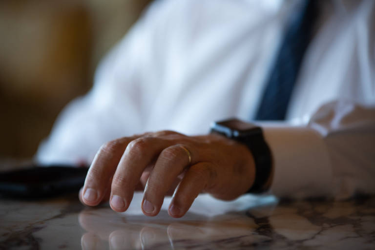 "O Rio não é para amador nem para profissional. Deve ser para um sujeito sobrenatural. O Rio tem que ser governado por alguém sobrenatural que possa antecipar de uma forma sobrenatural o que está acontecendo, declarou o governador Wilson Witzel em entrevista à Folha