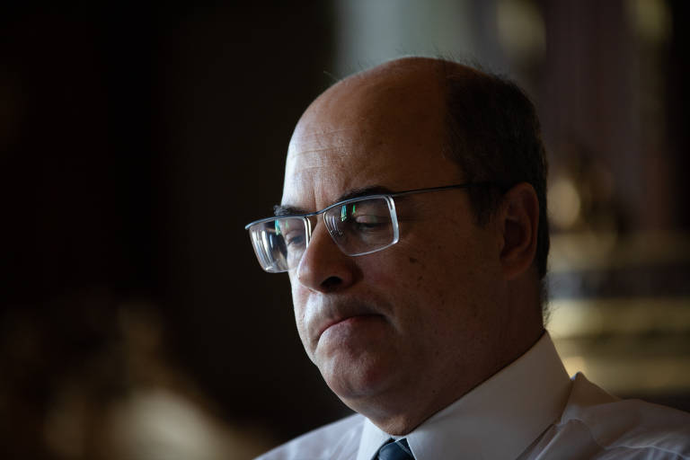 "O Rio não é para amador nem para profissional. Deve ser para um sujeito sobrenatural. O Rio tem que ser governado por alguém sobrenatural que possa antecipar de uma forma sobrenatural o que está acontecendo, declarou o governador Wilson Witzel em entrevista à Folha