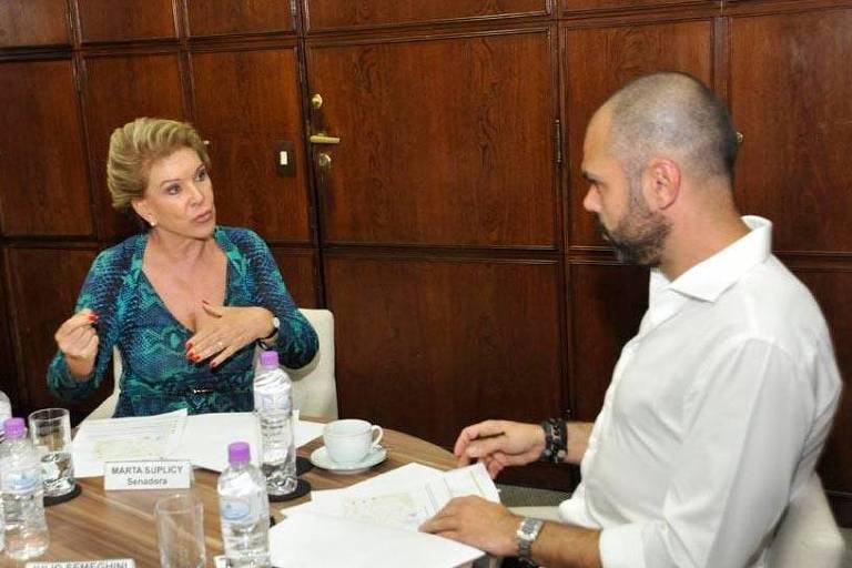 A então senadora Marta Suplicy, à época no MDB, durante reunião com o prefeito de São Paulo, Bruno Covas (PSDB), em 2 de maio de 2018.