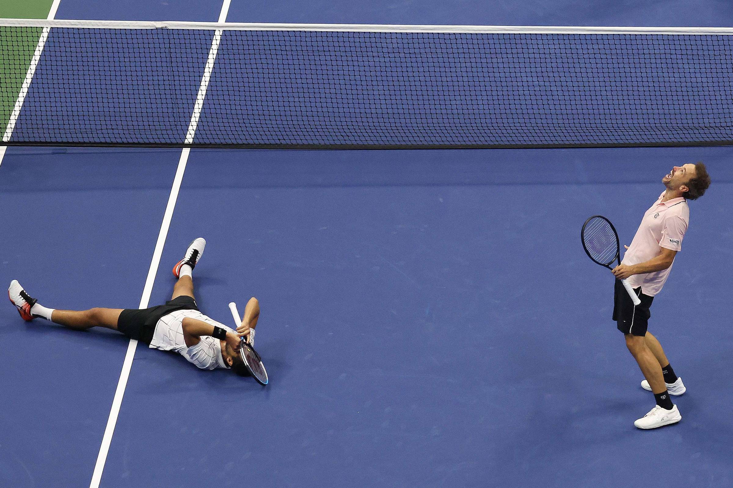 Thiem bate Zverev em batalha no US Open e conquista inédito Grand Slam