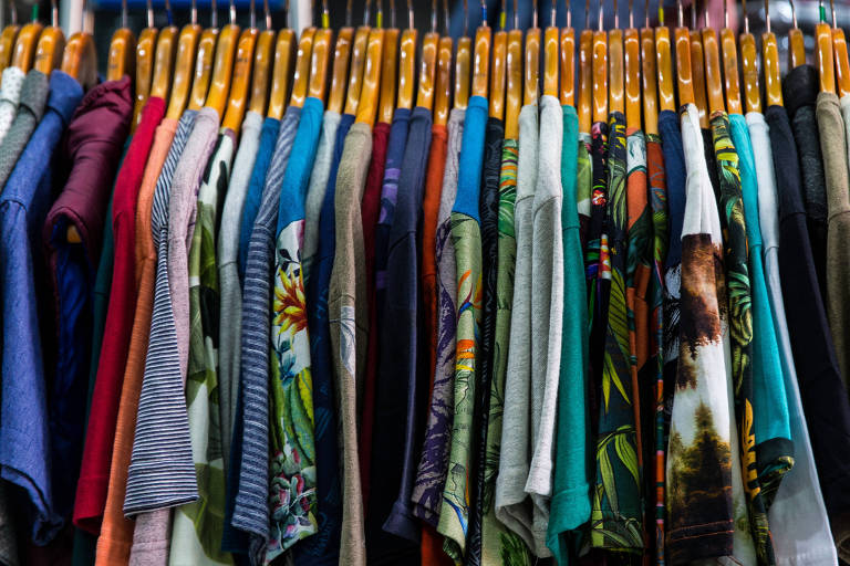 Peça de roupa tem 39,04% de imposto, diz varejo de moda em briga com isenção de importados