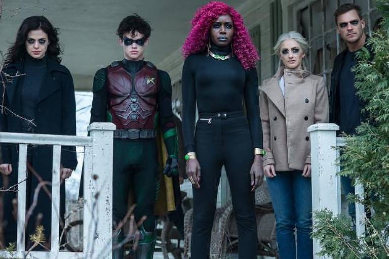 Titans  Terceira temporada renovada e novos personagens