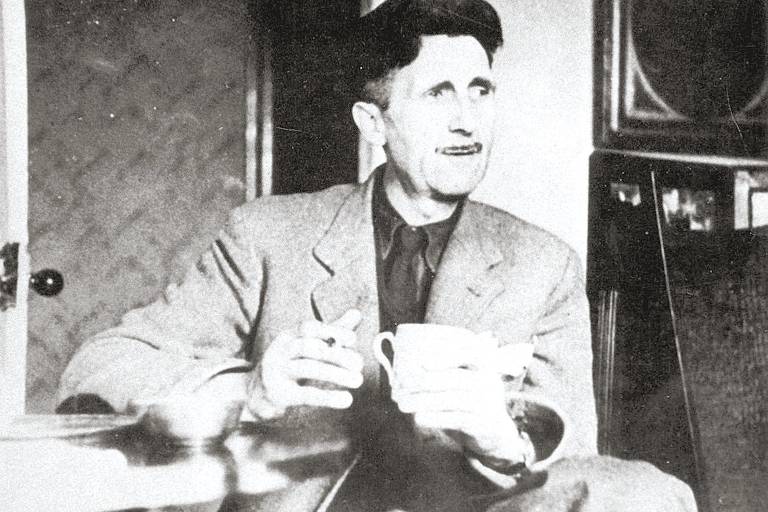 Veja fotos do escritor George Orwell