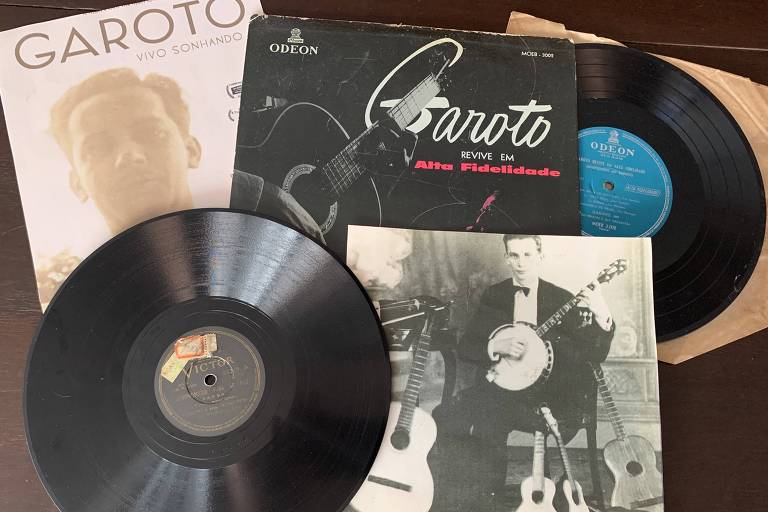 Fotos e discos do violonista Garoto, tema do documentário Vivo Sonhando