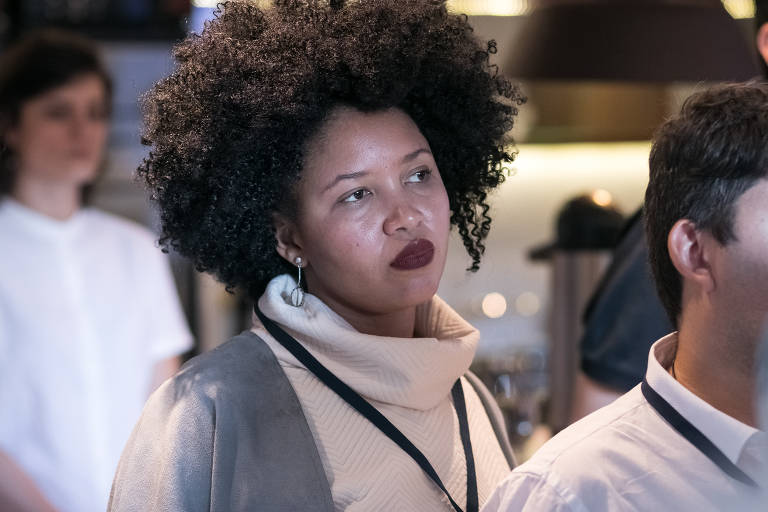 A pré-candidata à Câmara do Rio de Janeiro Sol Miranda (PSOL) foi orientada foi orientada pelo projeto da Orienta Raps; Grupos de renovação na política se adaptam para acolher e impulsionar diversidade