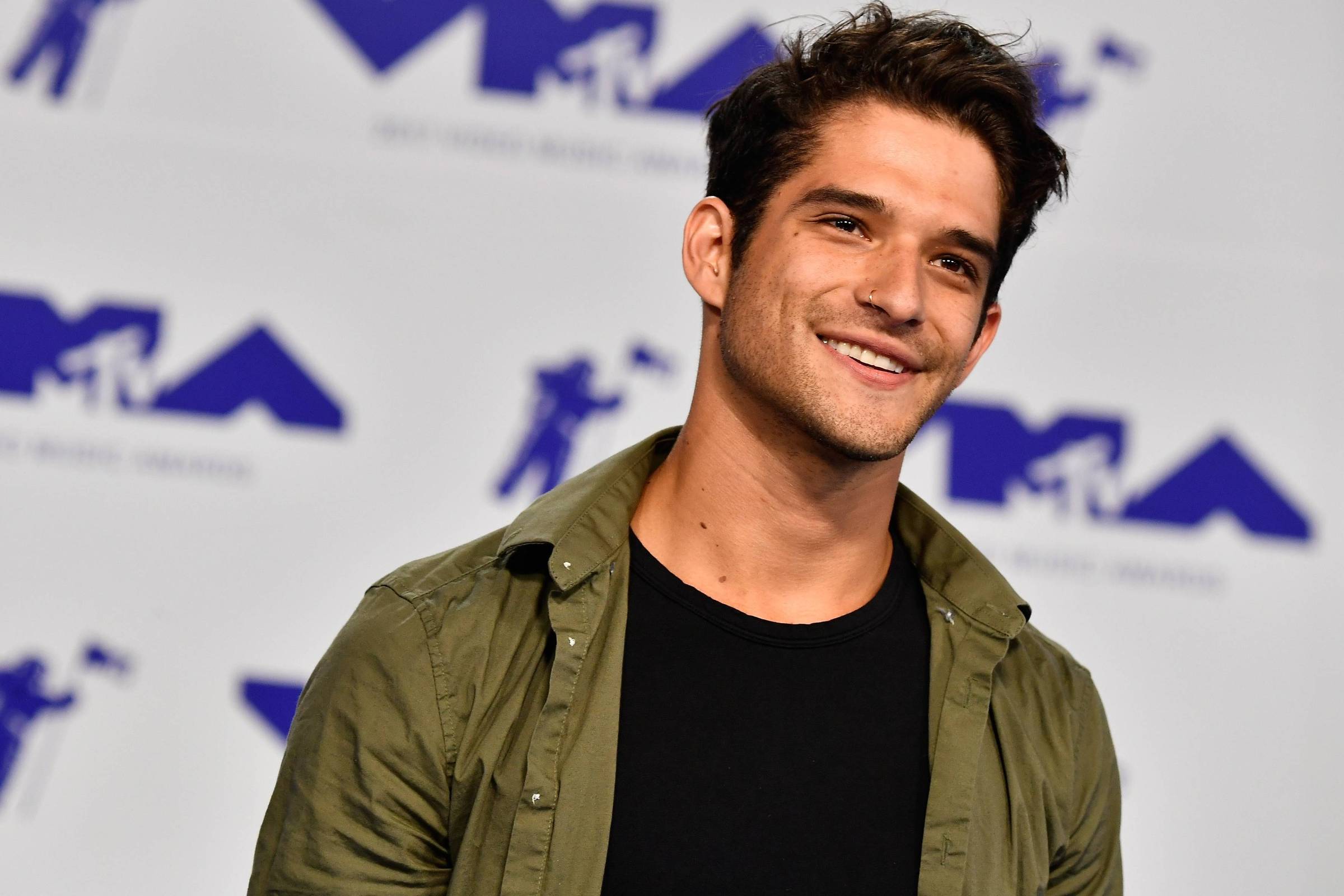 Tyler Posey De Teen Wolf Entra Para Onlyfans E Divulga Vídeo Nu Durante Serenata 3009 