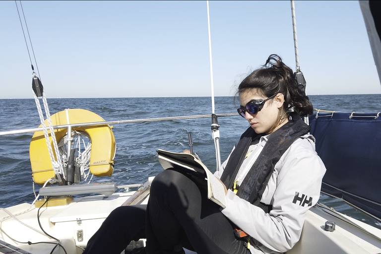 Escrever salvou a minha vida em alto-mar, afirma Tamara Klink durante mesa na Flip