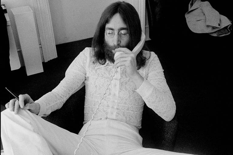 Morte de John Lennon faz 40 anos: 'Eu estava lá quando ele morreu'