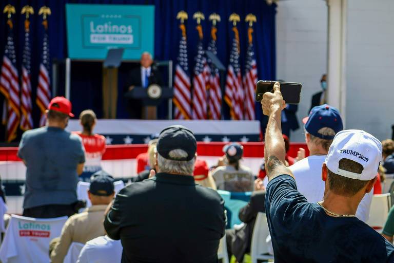 Na Flórida, o vice-presidente Mike Pence discursou em um evento batizado de 'Latinos por Trump', em Orlando