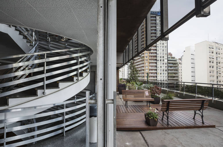 Mezanino da Câmara Municipal de SP 