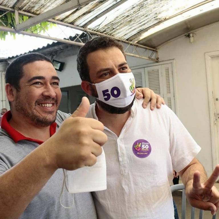 Guilherme Boulos em campanha, falou com motoristas de transporte público