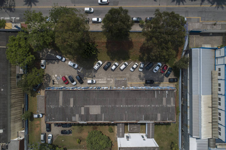 Na imagem feita de drone, na altura aproximada de 65 metros, a US (Unidade de Saúde) Vila Guiomar