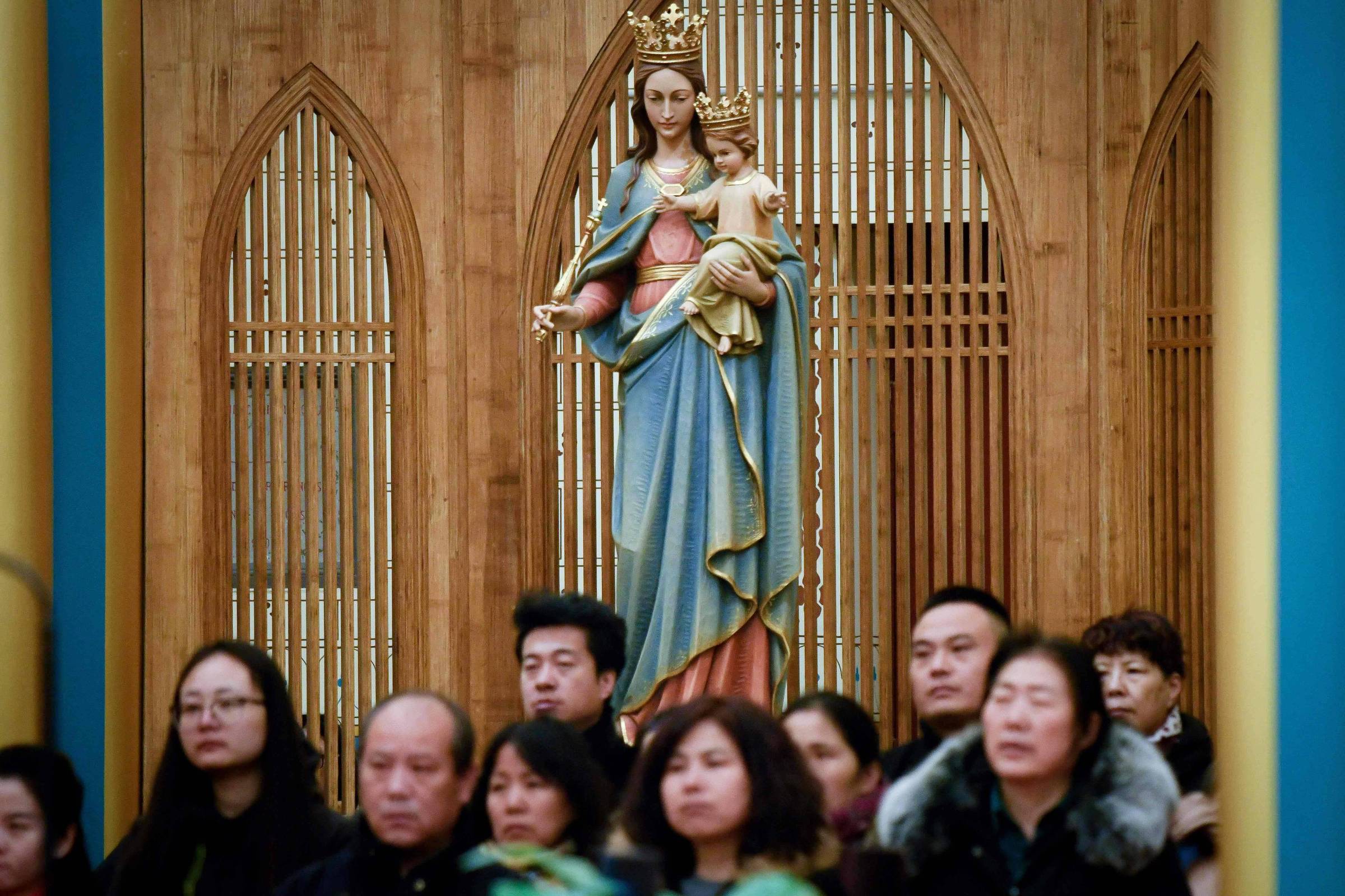 Католицизм в китае. Католики в Китае. Отношения Ватикана и Китая. Catholicism in China. Католицизм в Китае фото.